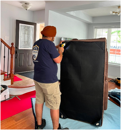Furniture assembly